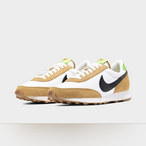 SOLD-Nike Women's Daybreak Casual Sneakers Tan and Green - Picture 1 of 7